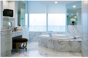 Arabescato Venato Marble Bathroom Design