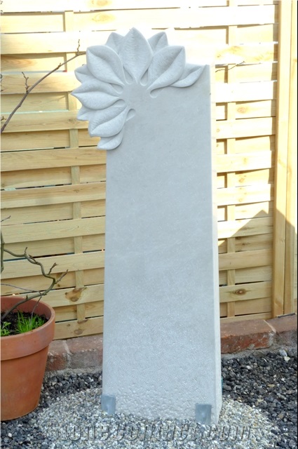 Schoenbrunner Sandstein Carved Custom Design Headstone