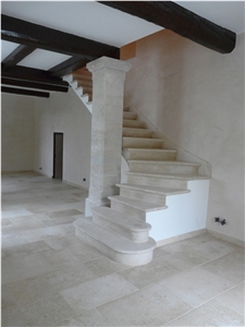 Pierre De Bourgogne Vault Staircase