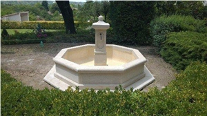 Pierre Dordogne Fountain