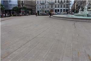 Pierre Villebois Jaune Limestone Pavement