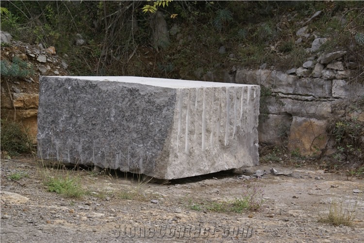 Pierre De Ruoms Limestone Blocks