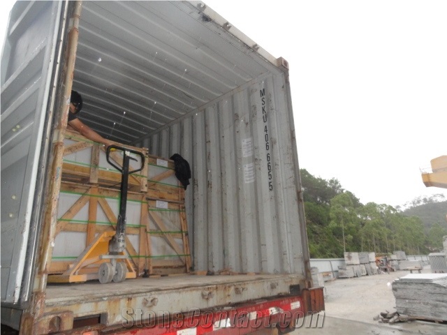 Spray White Granite Tiles,China Grey G377 Granite Tiles Wooden Crates Container Packing