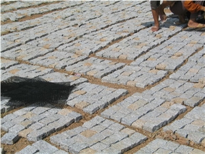 Cheap Grey Cube Stone for Paving with High Quality Landscaping Pavers Stone