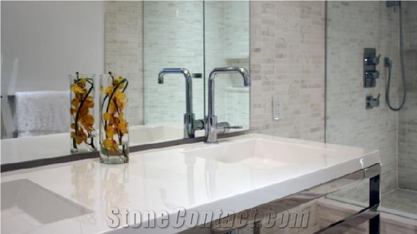 Elegant Artificial Quartz Stone Vanity Top Directly from China Manufacturer with Iso/Nsf Certificate at Good Price Normally Produced Standard Size 31/37/43/49/61/73*22.5inch