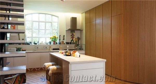 Higher Quality Beige Quartz Stone Kitchen Countertop Solid Surface and Countertop with Bright Surface Non-Porous Standard Sizes 108*26inch with Competitive Price and Quality More Durable Than Granite