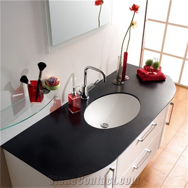 Luxury Black Engineered Quartz Stone Countertop Non-Porous and Easy to Clean Directly from China Manufacturer with Iso/Nsf Certificate More Durable Than Granite Standard Slab Size 118*55 and 126*63