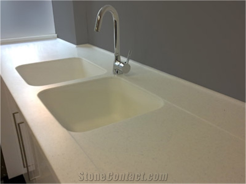 Wholesale Beige Color Quartz Stone Countertop with Bright Solid Surface Directly from China Manufacturer at Competitive Pricing More Durable Than Granite Thickness 3cm