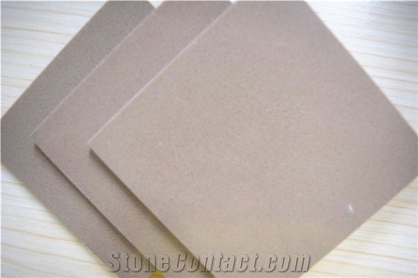 Wholesale Beige Quartz Stone Countertop with Brightt Solid Surface Directly from China Manufacturer at Competitive Pricing Standard Slab Size 118*55 and 126*63 More Durable Than Granite Thickness 3cm