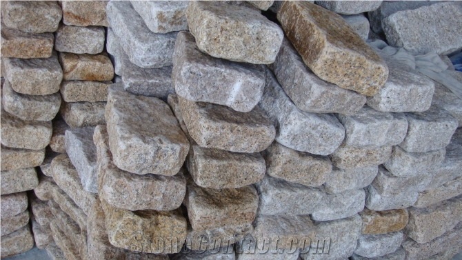 Outdoor Plaza / Patio / Garden Landscaping Cobble Stone,Cube Stone Floor Coving Paving Sets