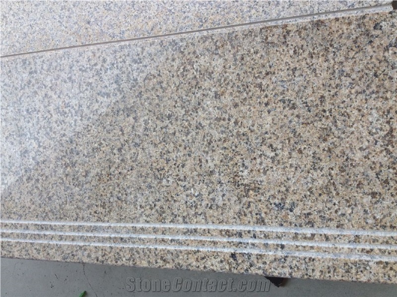 Hottest China G682 Misty Yellow Granite Tiles & Slabs