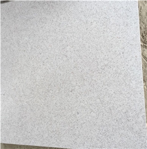 New and Hottest Polished Pearl White Granite Slabs & Tiles, China White Granite
