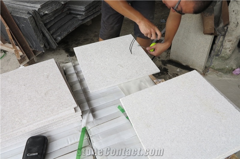 Pearl White/China White Granite, Slabs & Tiles