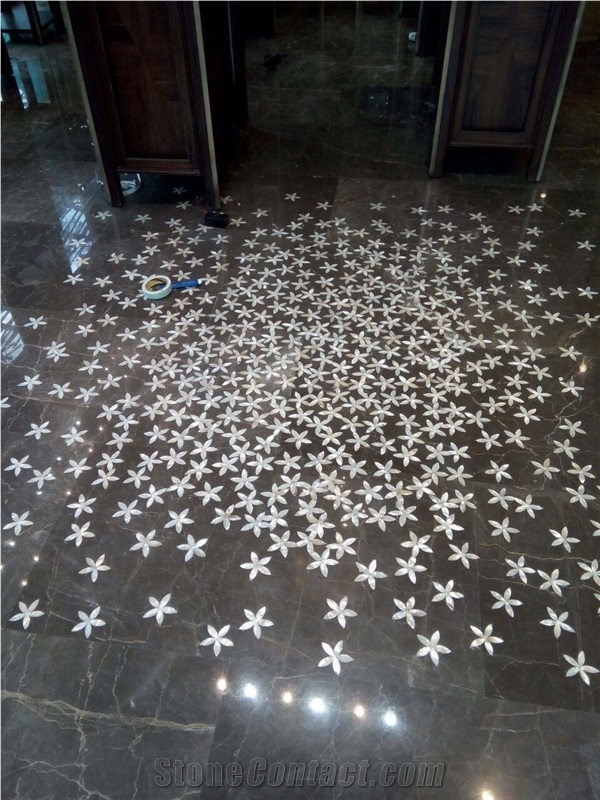 Floor Design Inlay Work with Mother Of Pearl Marble, Damasta Black Marble Medallion
