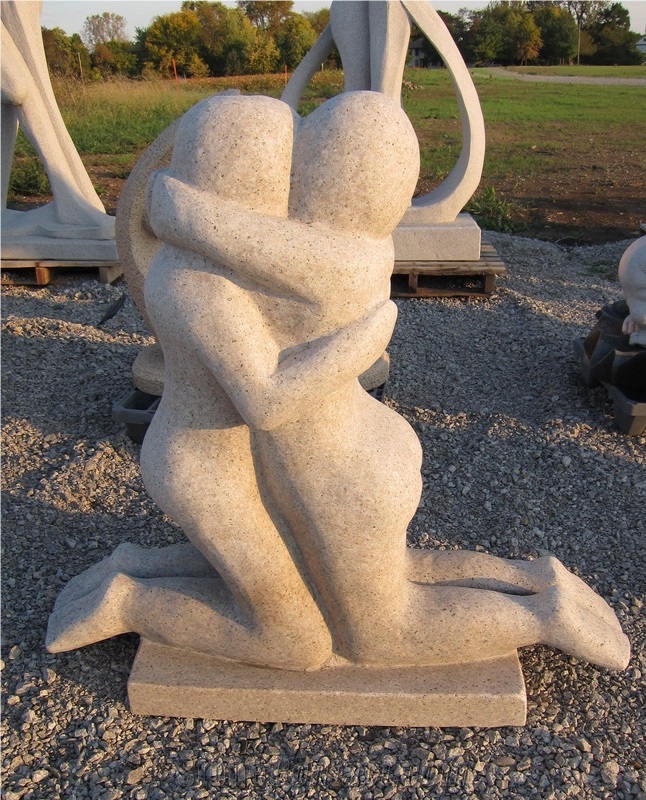 China G682 Yellow Granite Modern Design Abstract Statues Couple Kneeling Embracing Garden Sculptures
