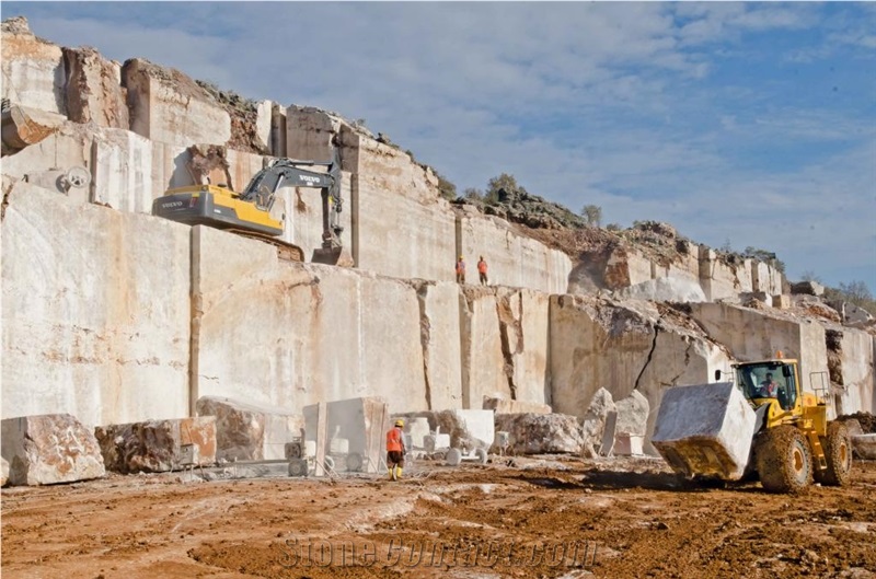 Adiyaman Crystal Emperador Marble Blocks