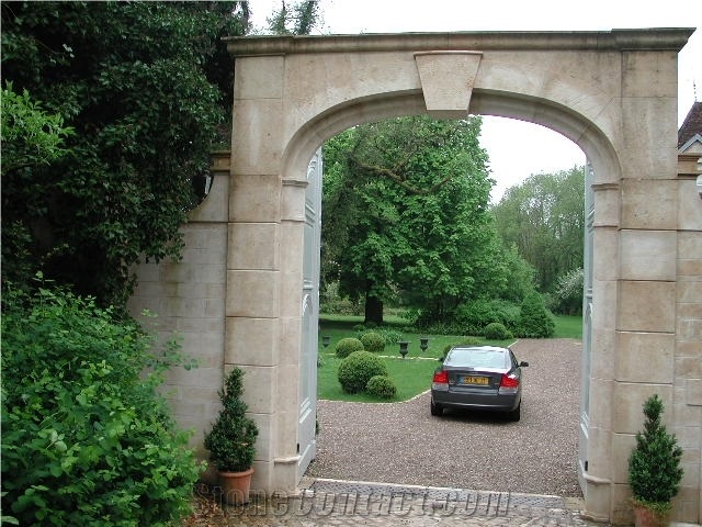 Chanceaux Limestone Garden Accent, Beige Limestone France Gates