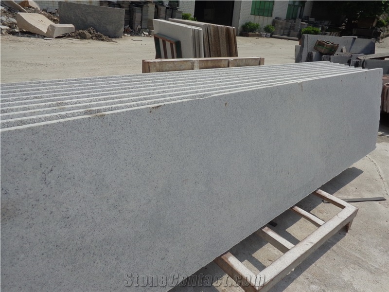New Kashmir White Granite Slabs Tiles/India White Granite/India Granite/Kashmir Granite/Granite Slabs/Granite Tiles/White Granite/Grey Granite
