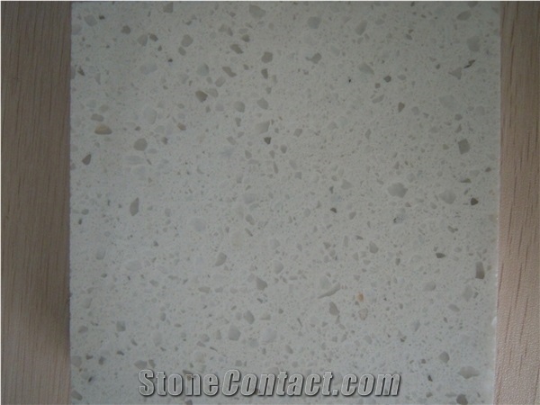Chinese Cheap Pupular Man Made Artificial White Quartz Stone with Crystal, Value Quartz Slabs, Tiles for Wall Floor Covering, Caesarstone for Interior Project Decoration, Hotel, Shopping Mall, Villa