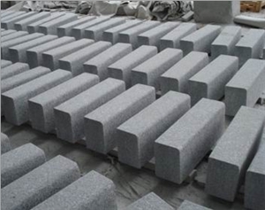 China Black Basalt Kerbstone,Cut to Size for Kerbside Lane Paving,Kerbstone Pattern,Manufacturer-Xiamen Songjia