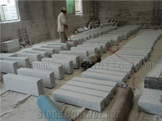 Landscaping Chinese Granite Kerbstone Grey Flamed Side Road Paving Stone Cheap Price Kerbs Stone Hot Sale Road Paver