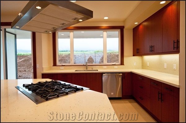 Wholesale Beige Solid Color Quartz Stone Countertop Directly From