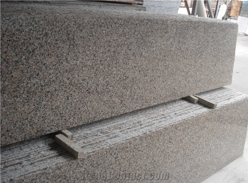 Hottest and Perfect Price Sanbao Red Granite Slabs or Tiles, China Pink Granite