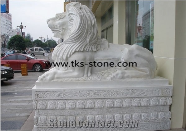 China Black Granite Lion Animal Sculptures,Black Granite Lion Sculptures & Statues,Lions Caving,Western Stautes