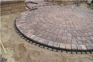 China Red Granite G666 Fan Shaped Cube Stone Patio/Cobble Garden Stepping Pavements/Red Porphyry Cube Stone Pavers