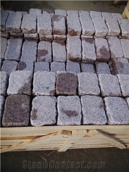 China Red Granite G666 Fan Shaped Cube Stone Patio/Cobble Garden Stepping Pavements/Red Porphyry Cube Stone Pavers