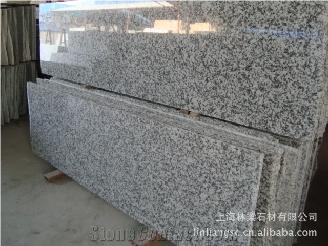 Chinese Cheap Grey/White Granite Spray White Sea Wave Flower Tiles & Slabs, China White Granite