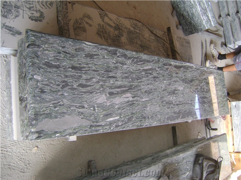 New Arrival China Yunnan Green Granite Slabs & Tiles
