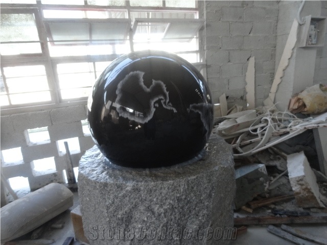 Small Fountain with Balck Ball, Black Granite Fountain
