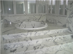 Arabescato Carrara Marble Bathtub Deck