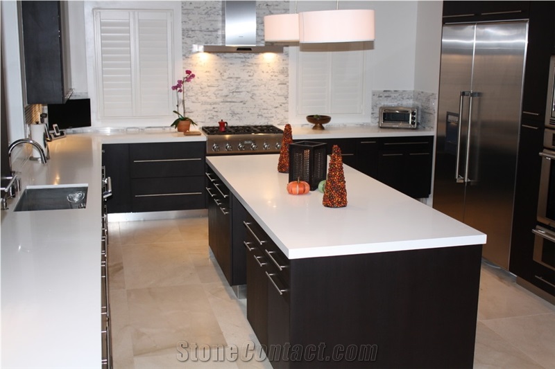 Bright White Kitchen with White Countertops Directly from China Manufacturer at Competitive Pricing Standard Slab Size 118*55 and 126*63 More Durable Than Granite Thickness 2/3cm