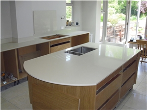 Chemical and Stain Resistant Quartz Stone Counter Top for Kitchen Use 2/3cm Thick