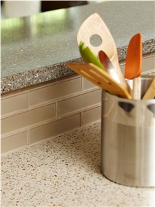 Multi Color Quartz Stone Surfaces Countertops and Vanity Tops with High Gloss and Hardness
