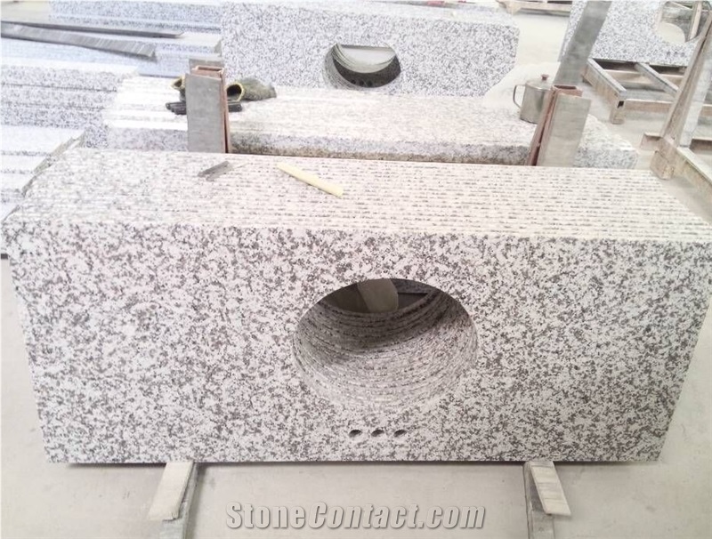 G439 White Granite,Big White Flower Granite Top