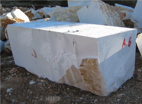 Akmonia White Marble Blocks