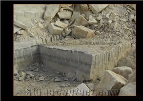 Thala Gris - Gris Thala Limestone Quarry