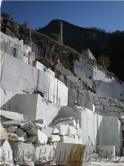 Bianco Carrara Marble Quarry - Piastriccioni-Balena