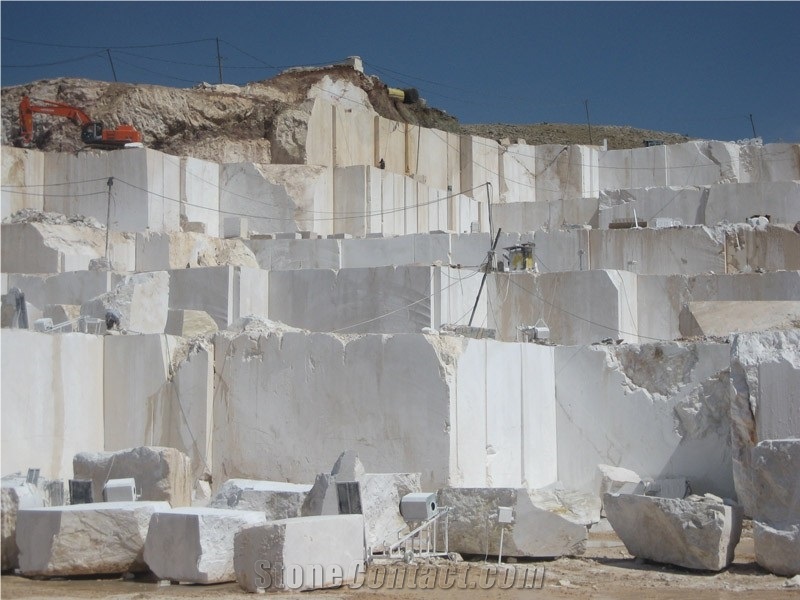 Sofia Beige Marble Quarry