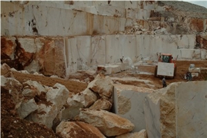 Belge Antalya Beige Marble Quarry