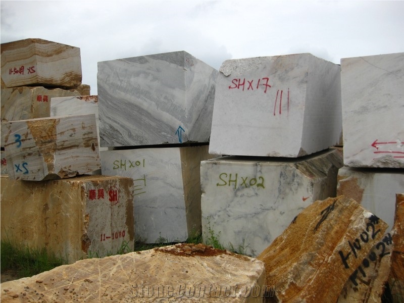 Chocolate White Marble Quarry