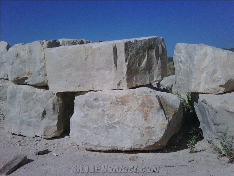Avola Stone, Pietra Lavica, Isernia Limestone Quarry