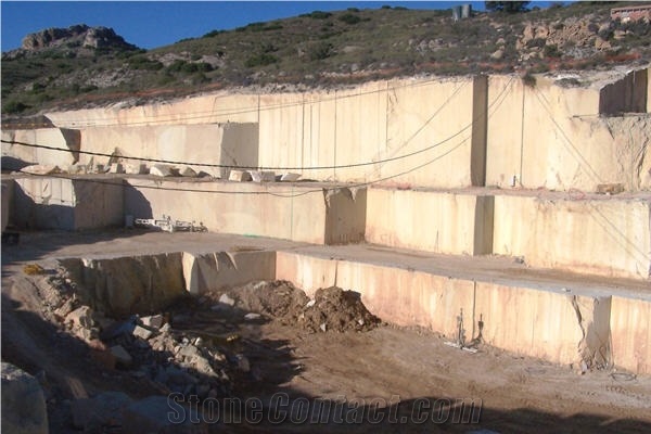 Arenisca Crema Villamonte Sandstone Quarry