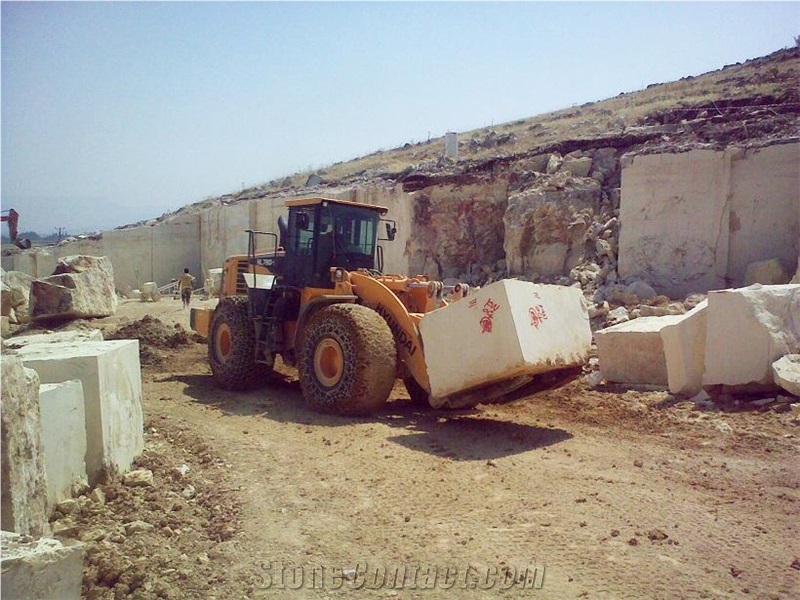 Kahramanmaras Yellow Limestone - Giallo Autunno Limestone Quarry