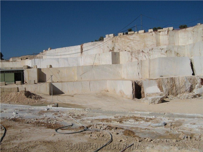 Crema Marfil Classico Marble Quarry