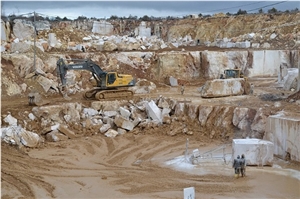 Kastamonu Siena Beige Marble Quarry