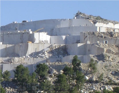 Crema Europa Zarcilla Quarry